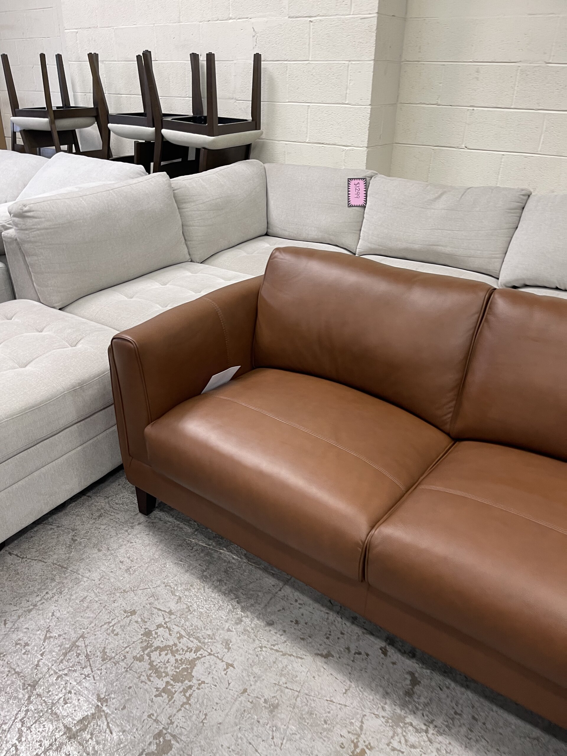 Antilles 2-piece Leather Sectional - Photo 5