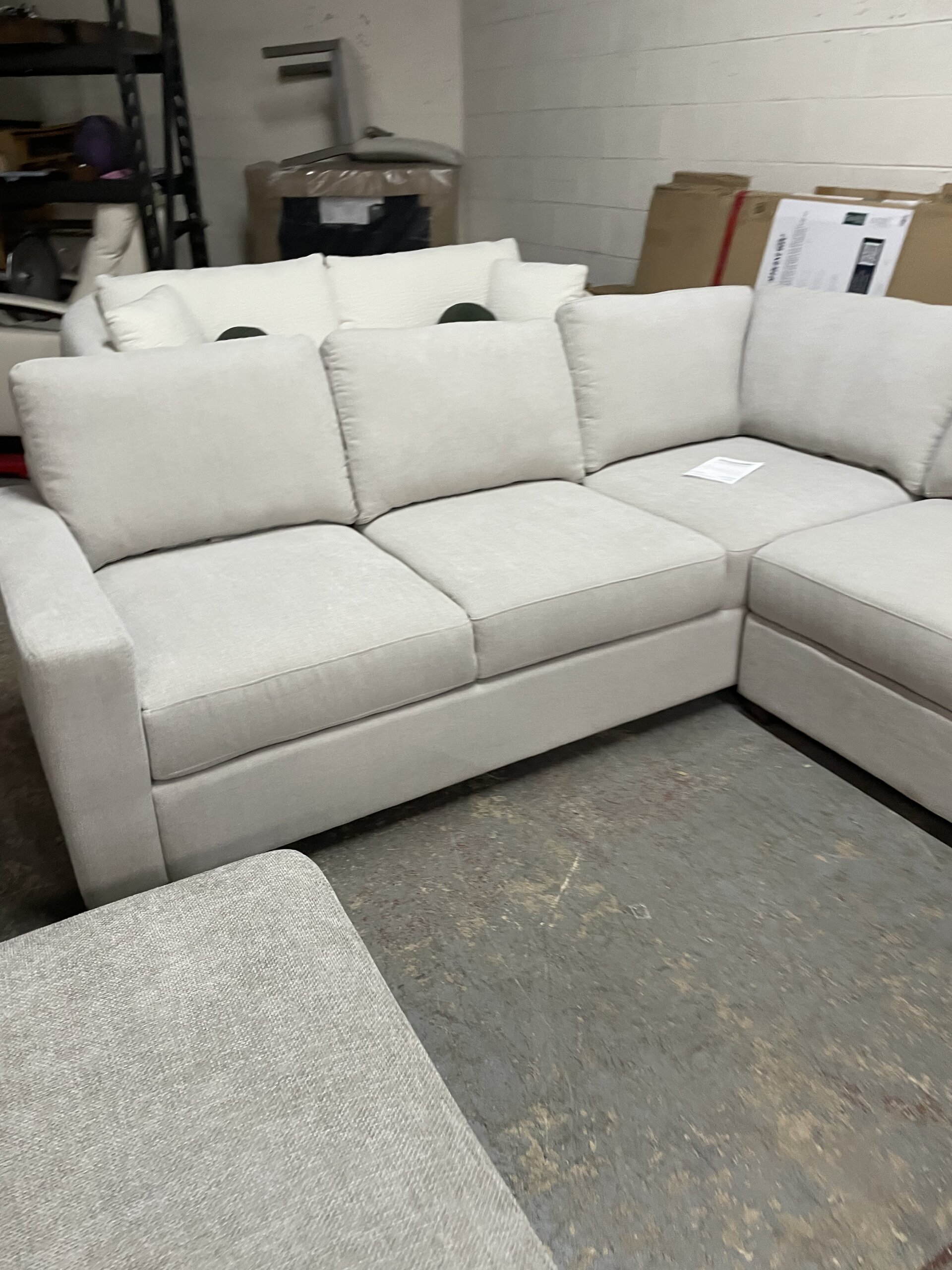 Thomasville Glenn Fabric Sectional with Storage Chaise - Photo 2
