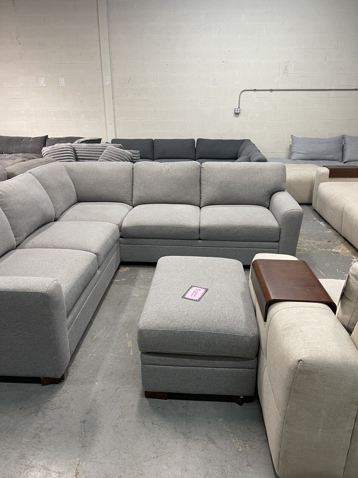 Thomasville Langdon Fabric Sectional with Storage Ottoman - Photo 2