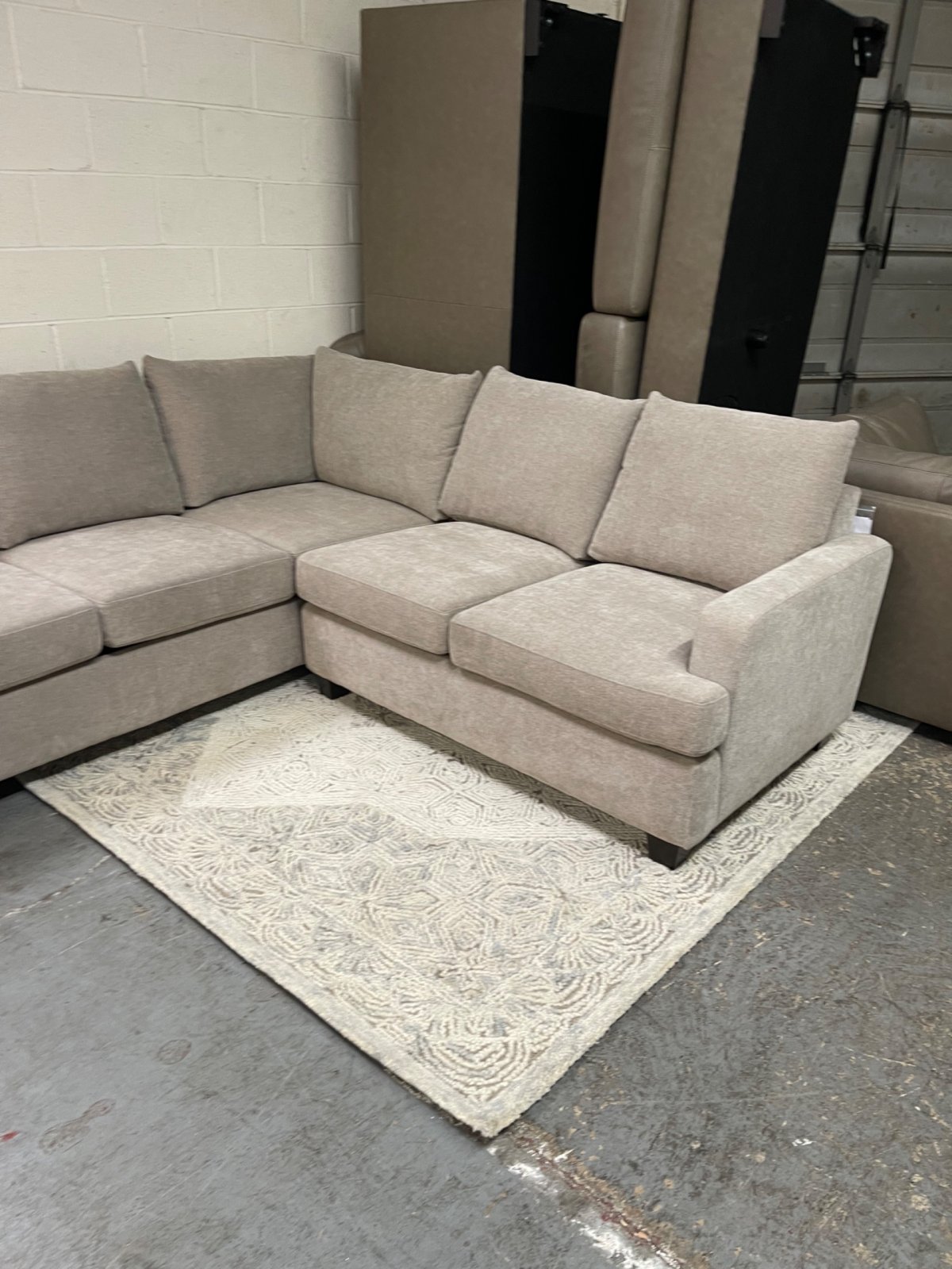 Sonia Fabric Sectional - Image 3