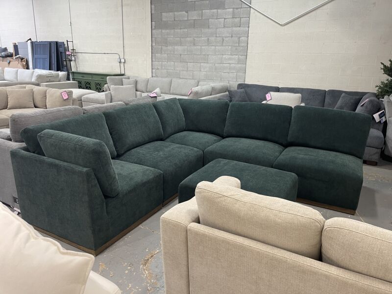 Henredon Murphy Fabric 6-piece Modular Sectional with Ottoman, Green