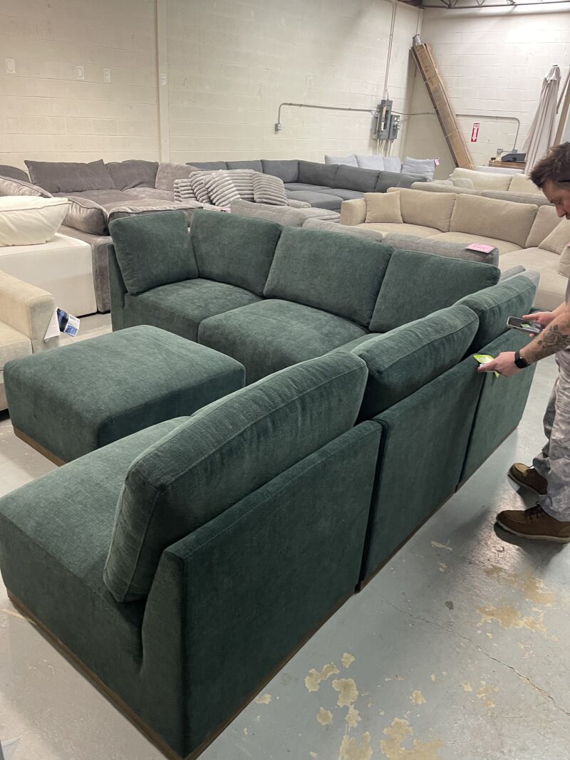 Henredon Murphy Fabric 6 Piece Modular Sectional With Ottoman Green - Image 11