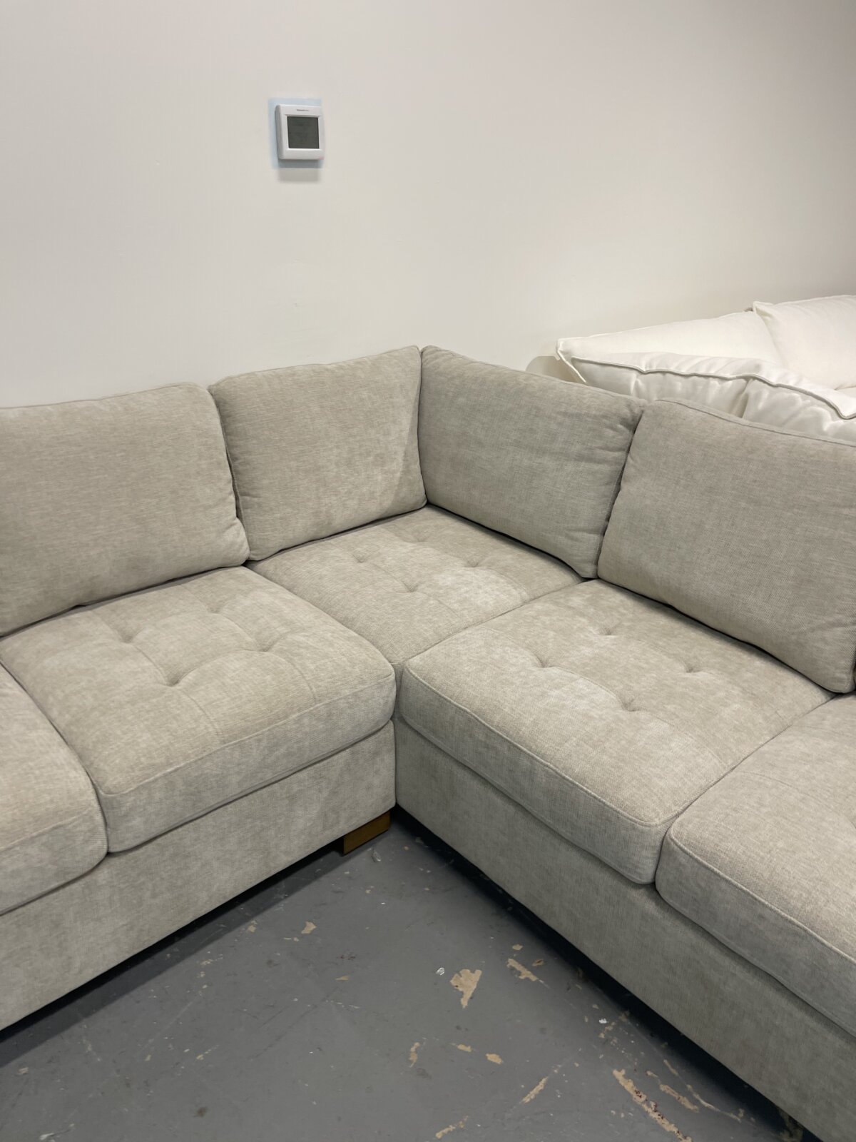 Thomasville Ellsford 2 Piece Fabric Sectional Beige - Image 6