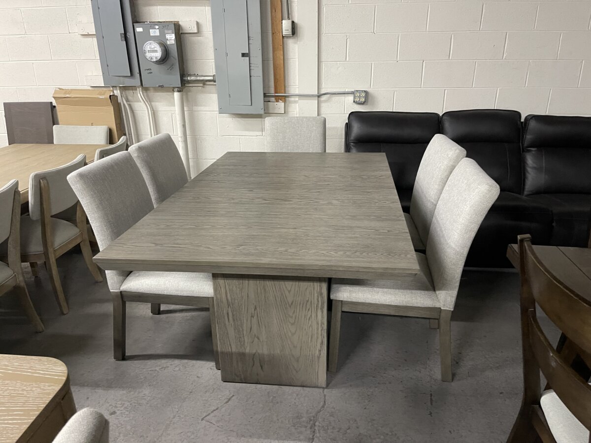 Goodwin 7-piece Dining Set