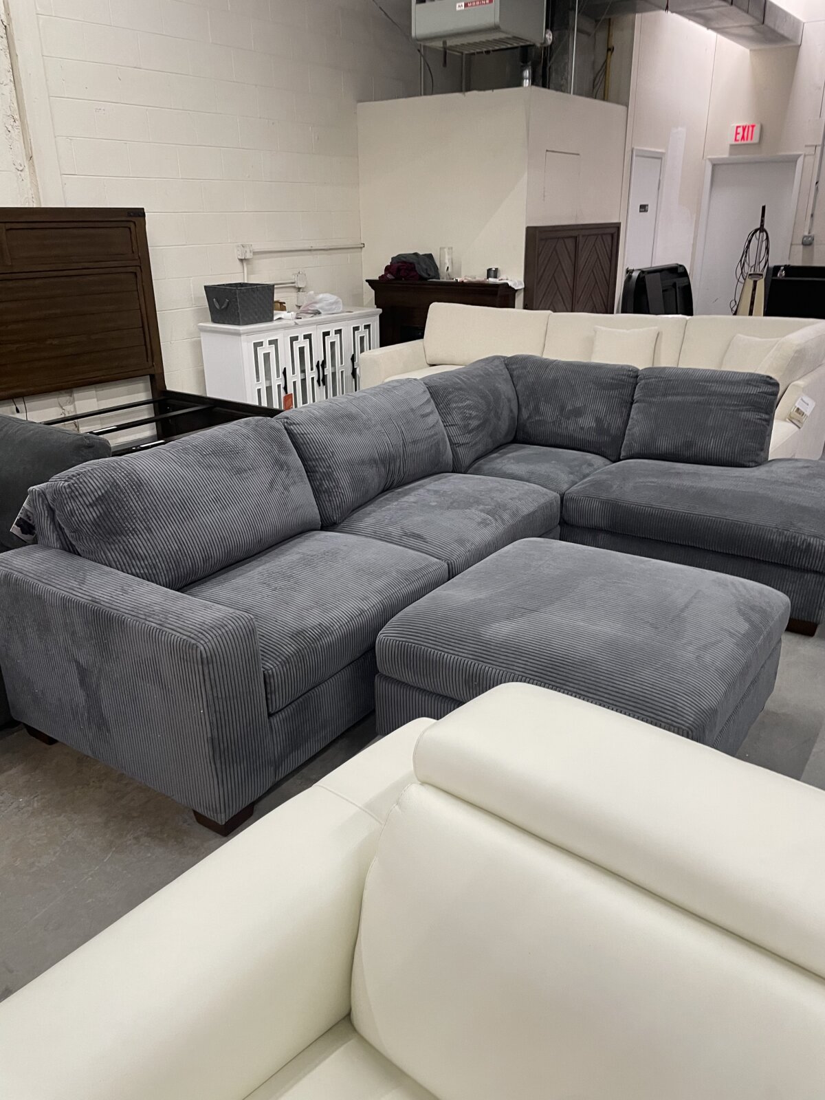 Thomasville Artesia Corduroy Fabric Sectional With Ottoman Dark Gray - Image 5