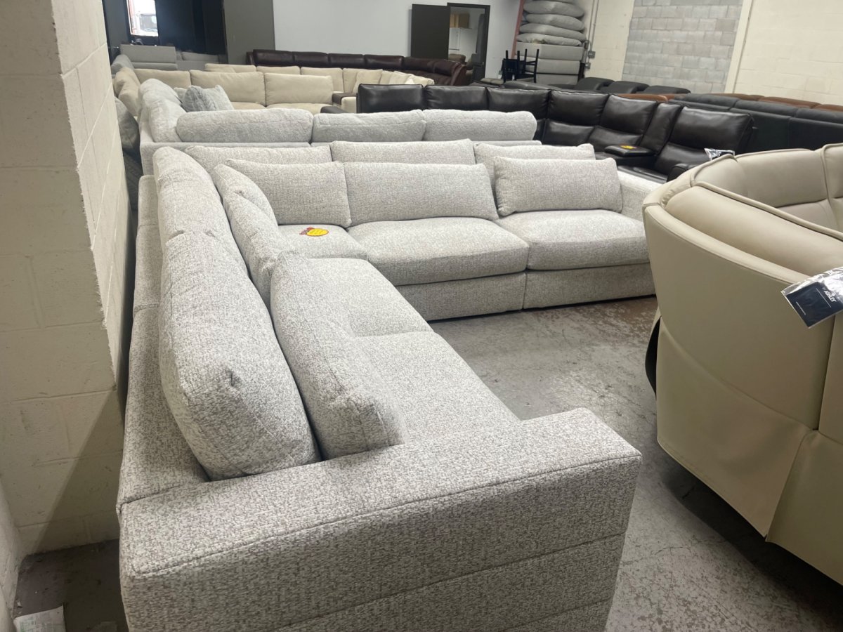 Ashbourne Estate	Corner Sectional - Image 3