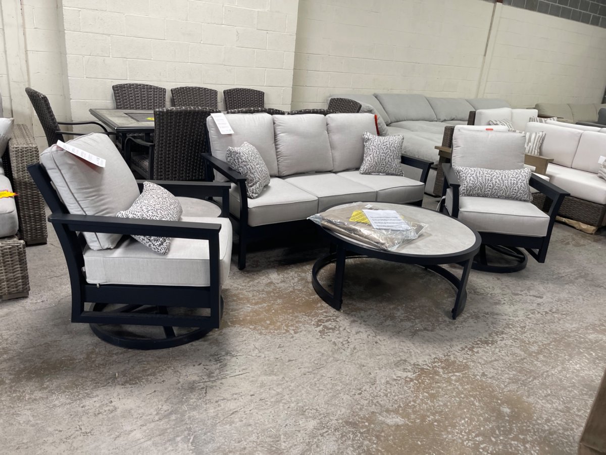 SunVilla Fairchild 5-piece Outdoor Patio Seating Set - Photo 2