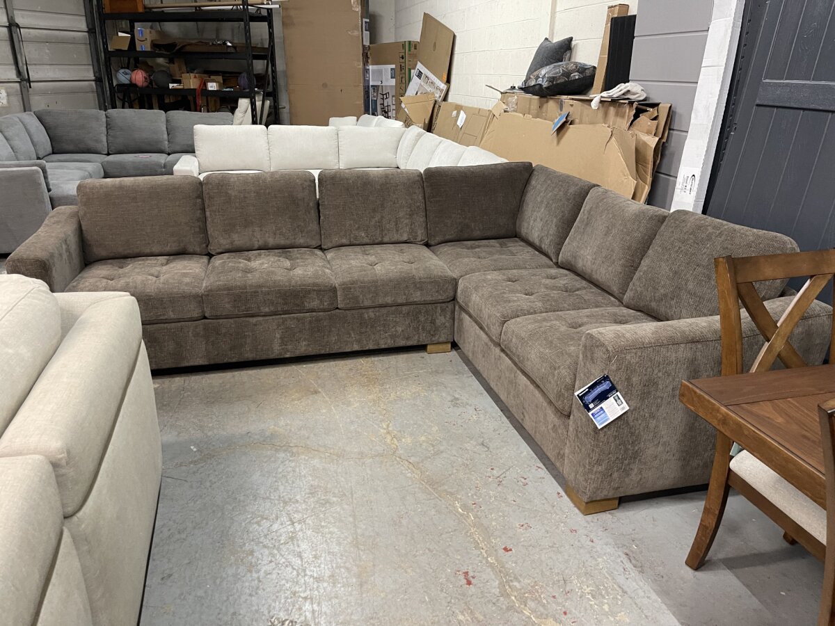 Thomasville Ellsford 2-piece Fabric Sectional, Brown