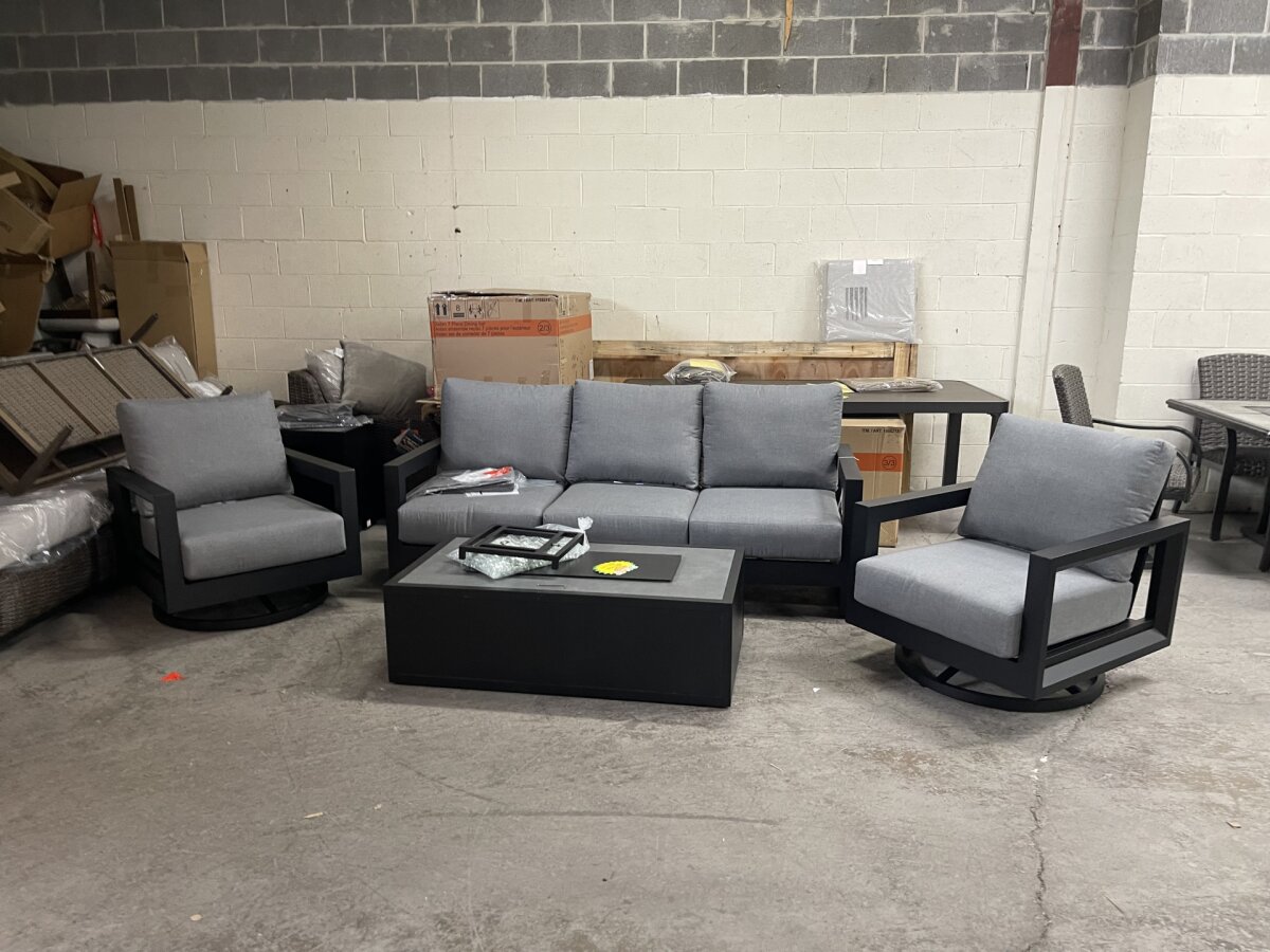 Henredon Trego 5-piece Fire Outdoor Patio Seating Set