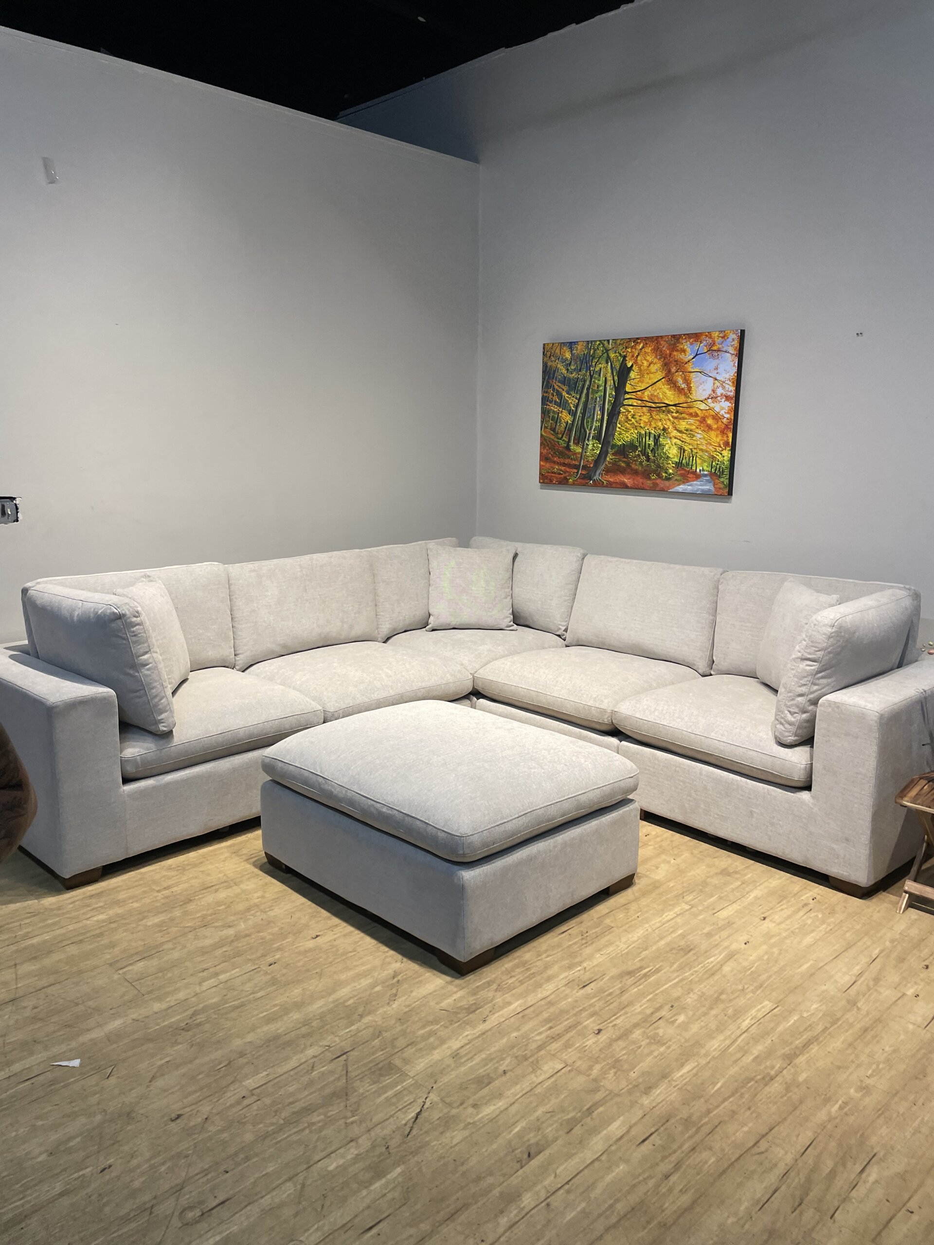 Thomasville Lowell 6-piece Fabric Modular Sectional, Gray - New