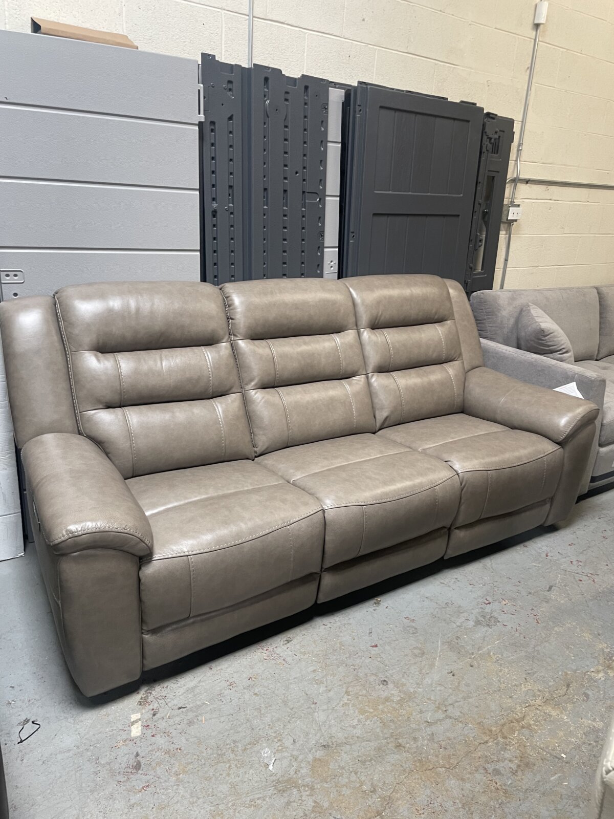 Mason Leather Power Reclining Sofa with Power Headrests