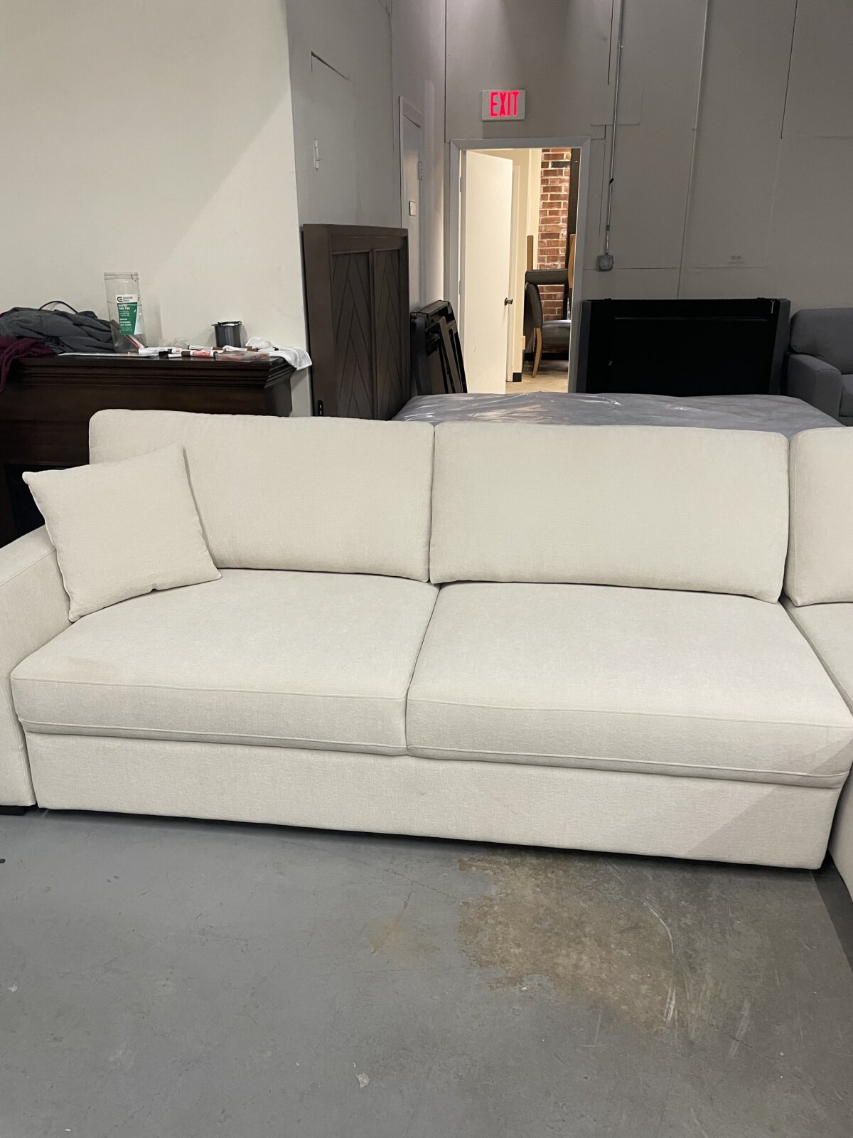 Thomasville Camlin Convertible Sleeper Sectional With Chaise Beige - Image 2