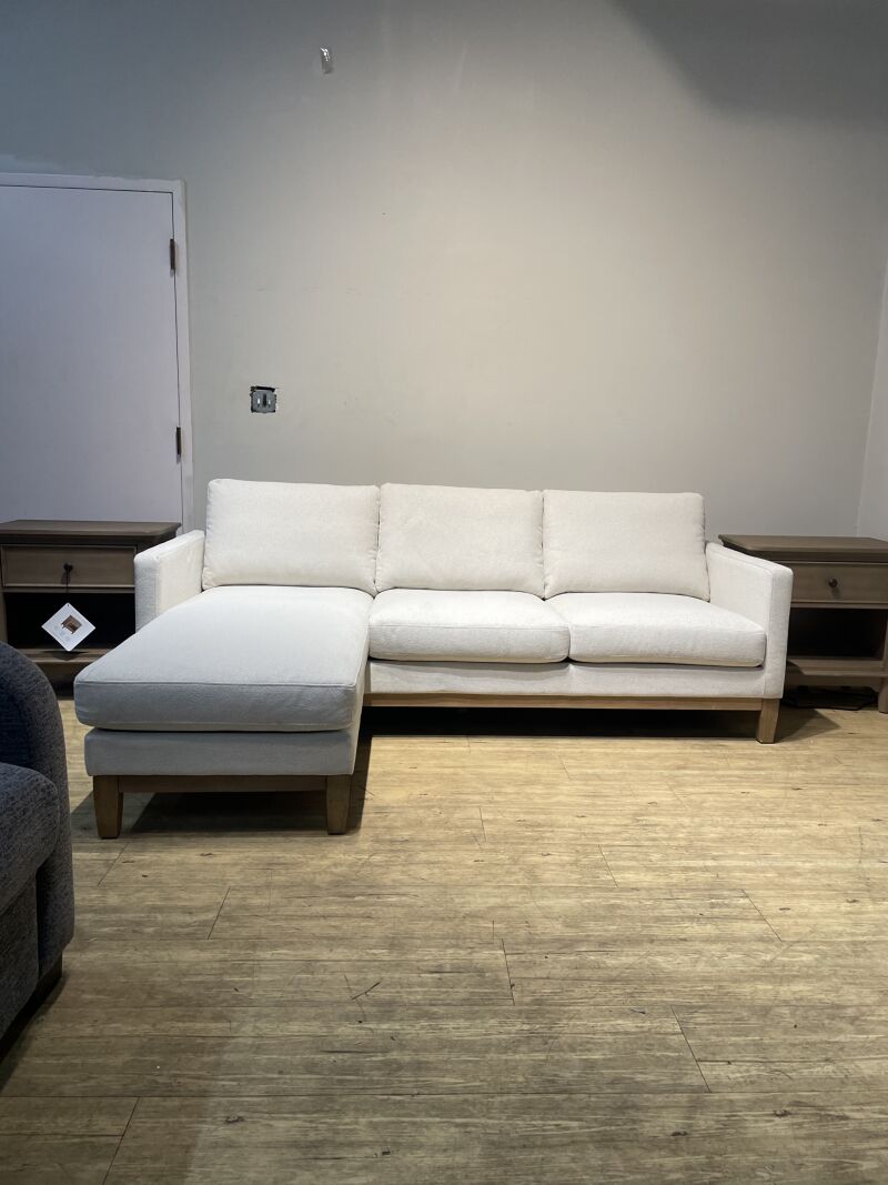 Henredon Murphy Sofa With Reversible Chaise - Image 2
