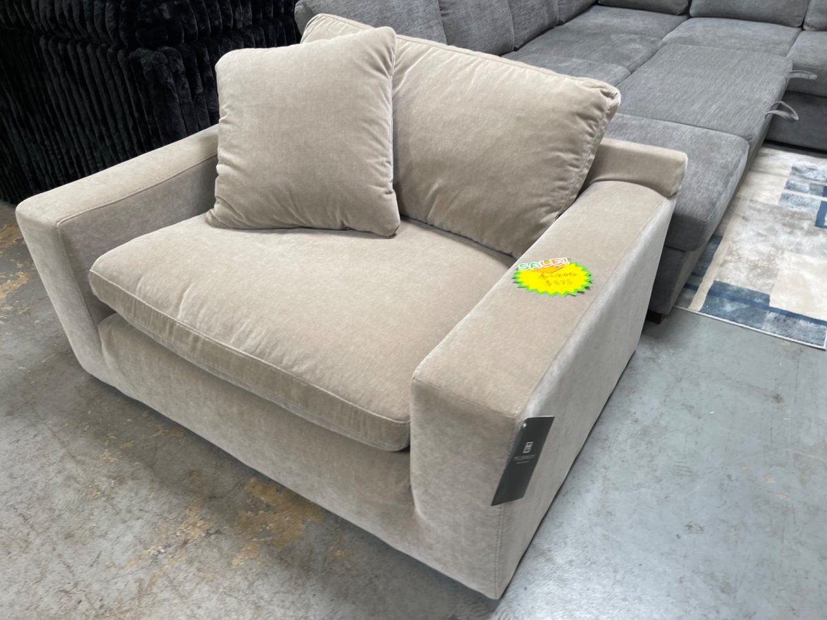 Maxton Heights Oversized Chair - Photo 2