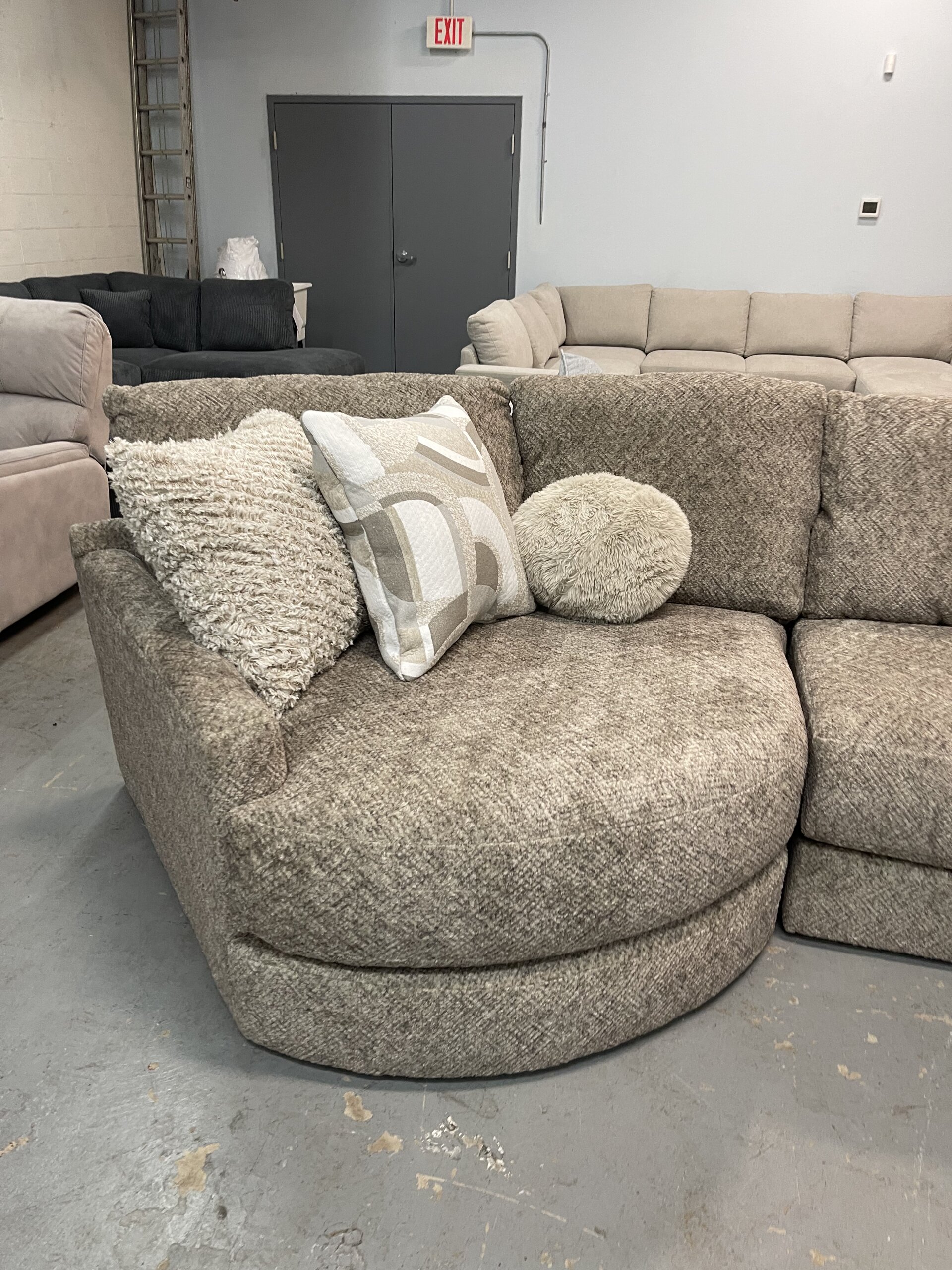 Jackson Turner 2-Piece Left Facing Sectional (NO OTTOMAN), Beige - Photo 2