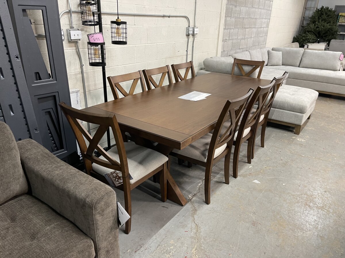 Lathan Dining Table And 8 Chairs 9 Piece Set - Image 3