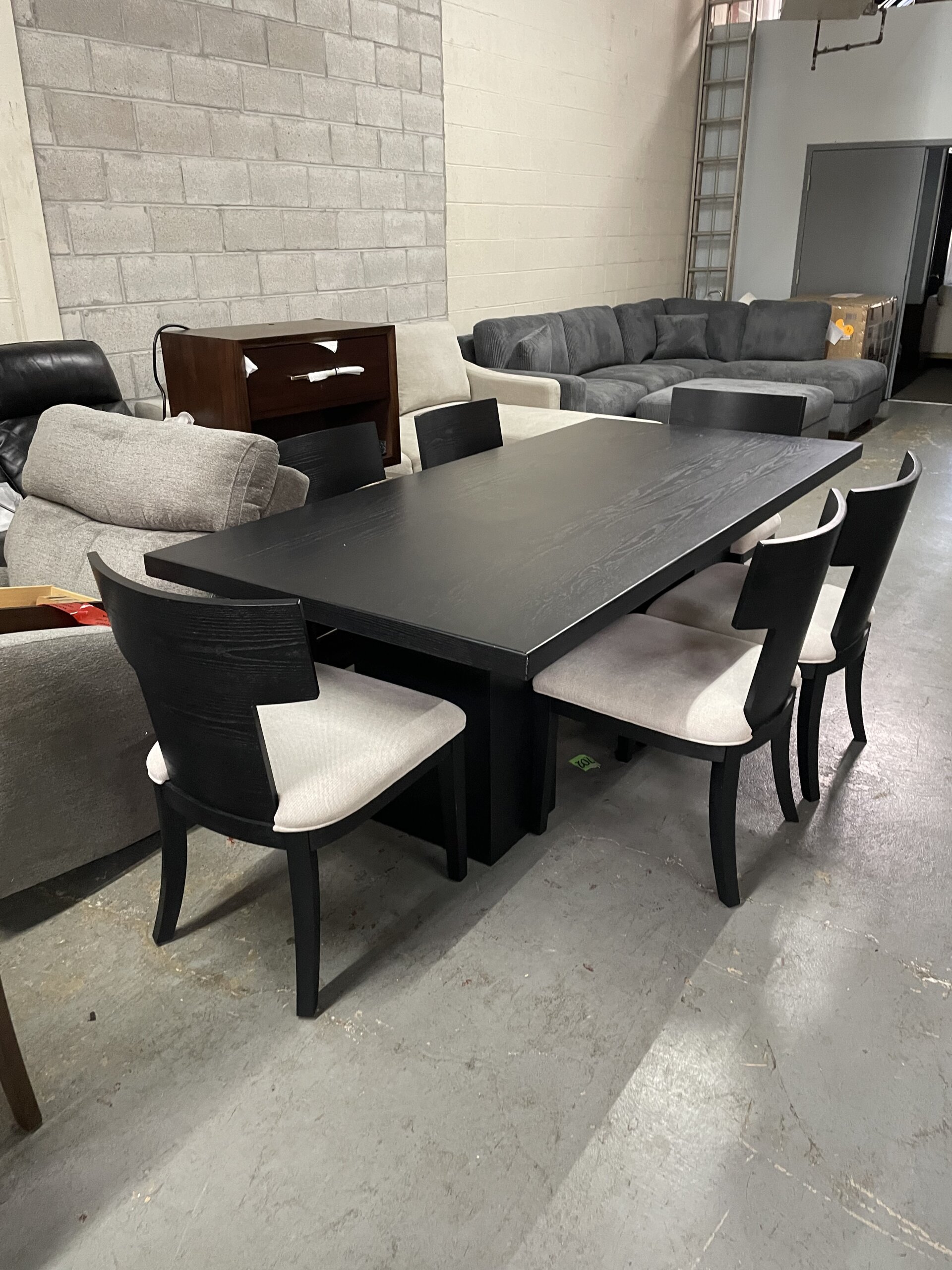 Ainsley 7-piece Dining Set