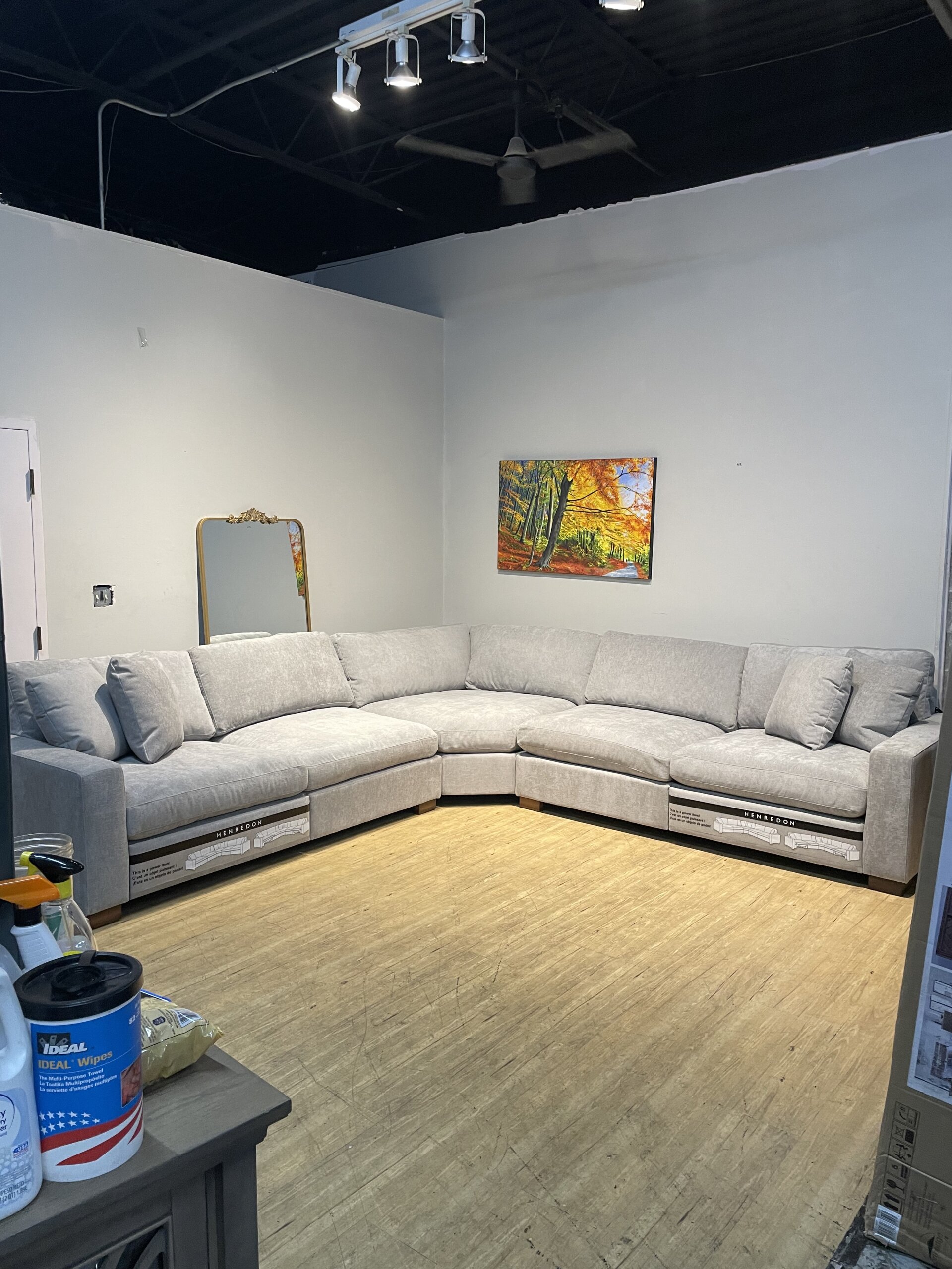 Henredon Selene 3-piece Sectional with Power Footrests