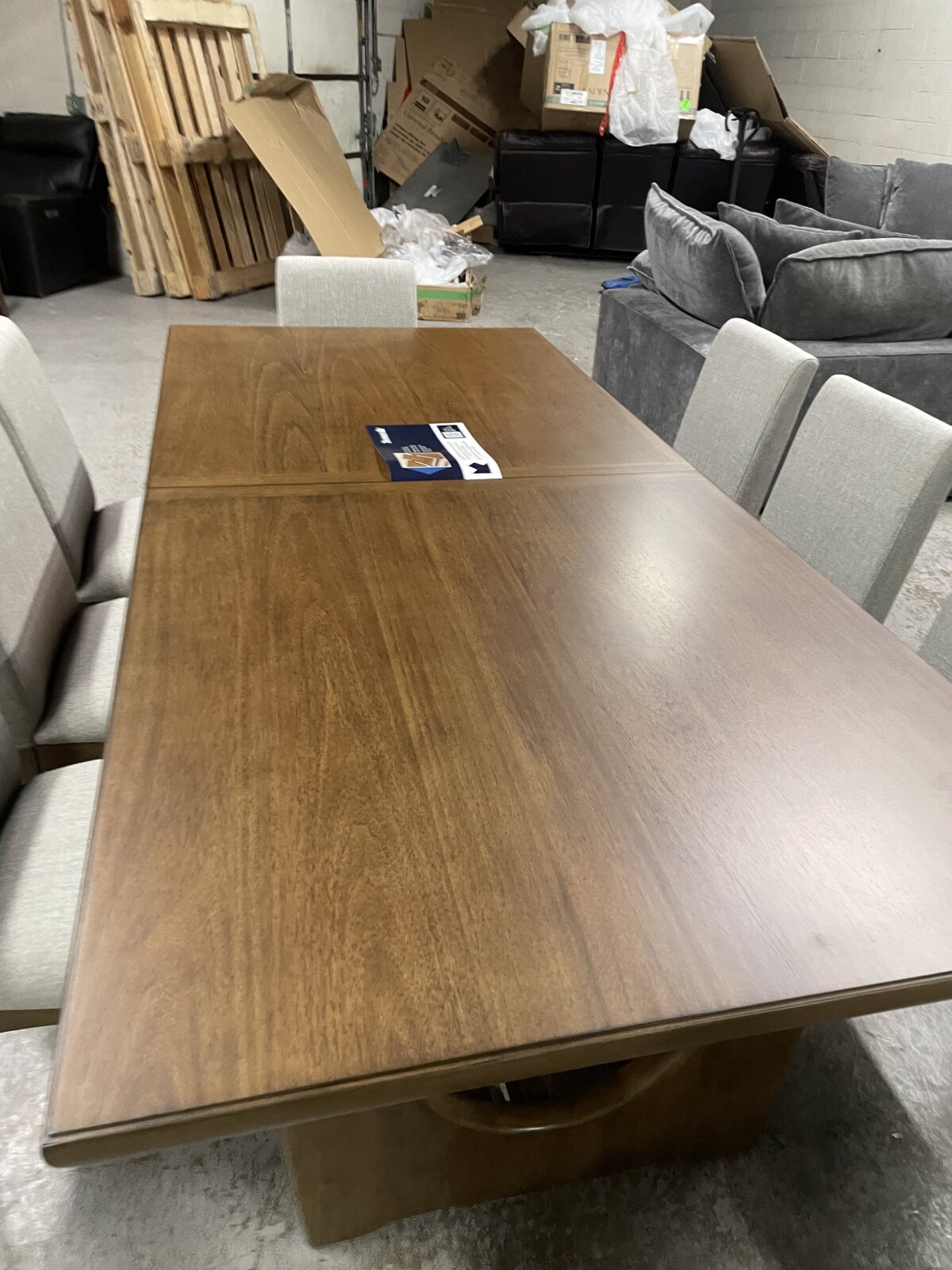 Carmel Valley Dining Table And 8 Chairs - Image 4