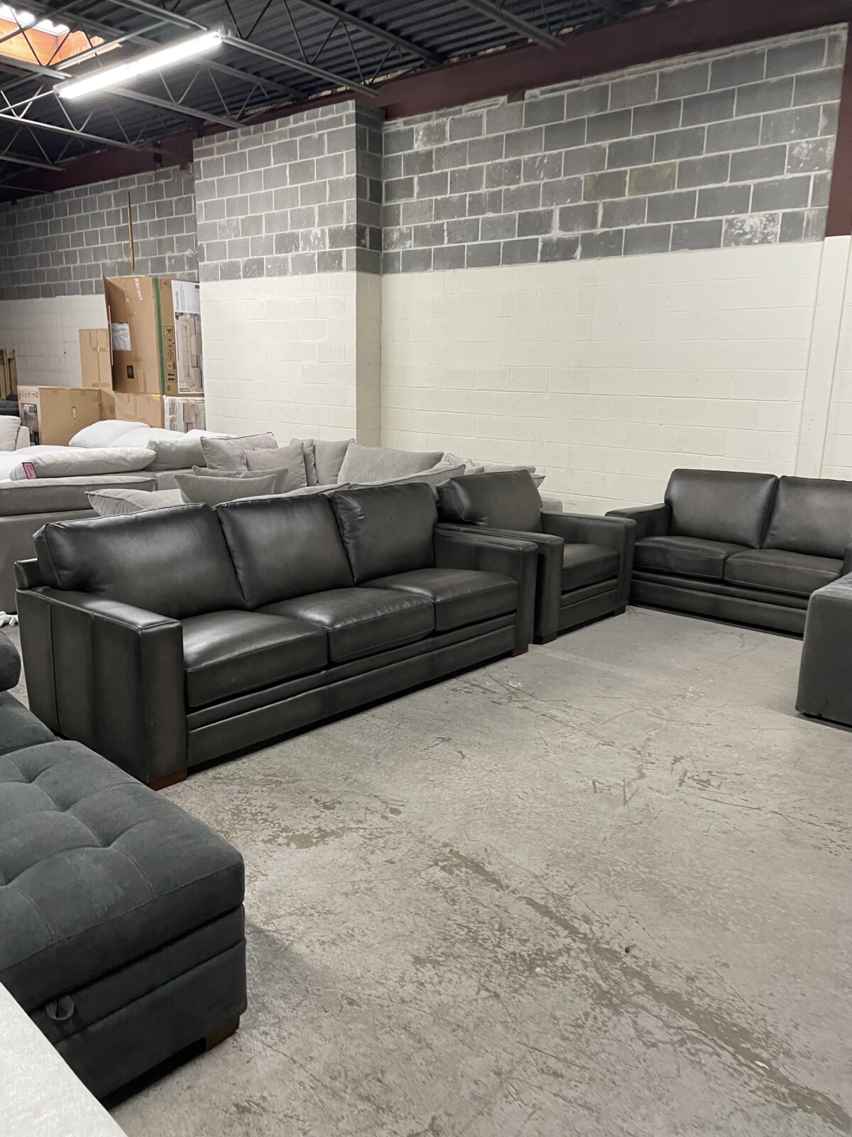 Luca 3 Piece Top Grain Leather Set - Image 3