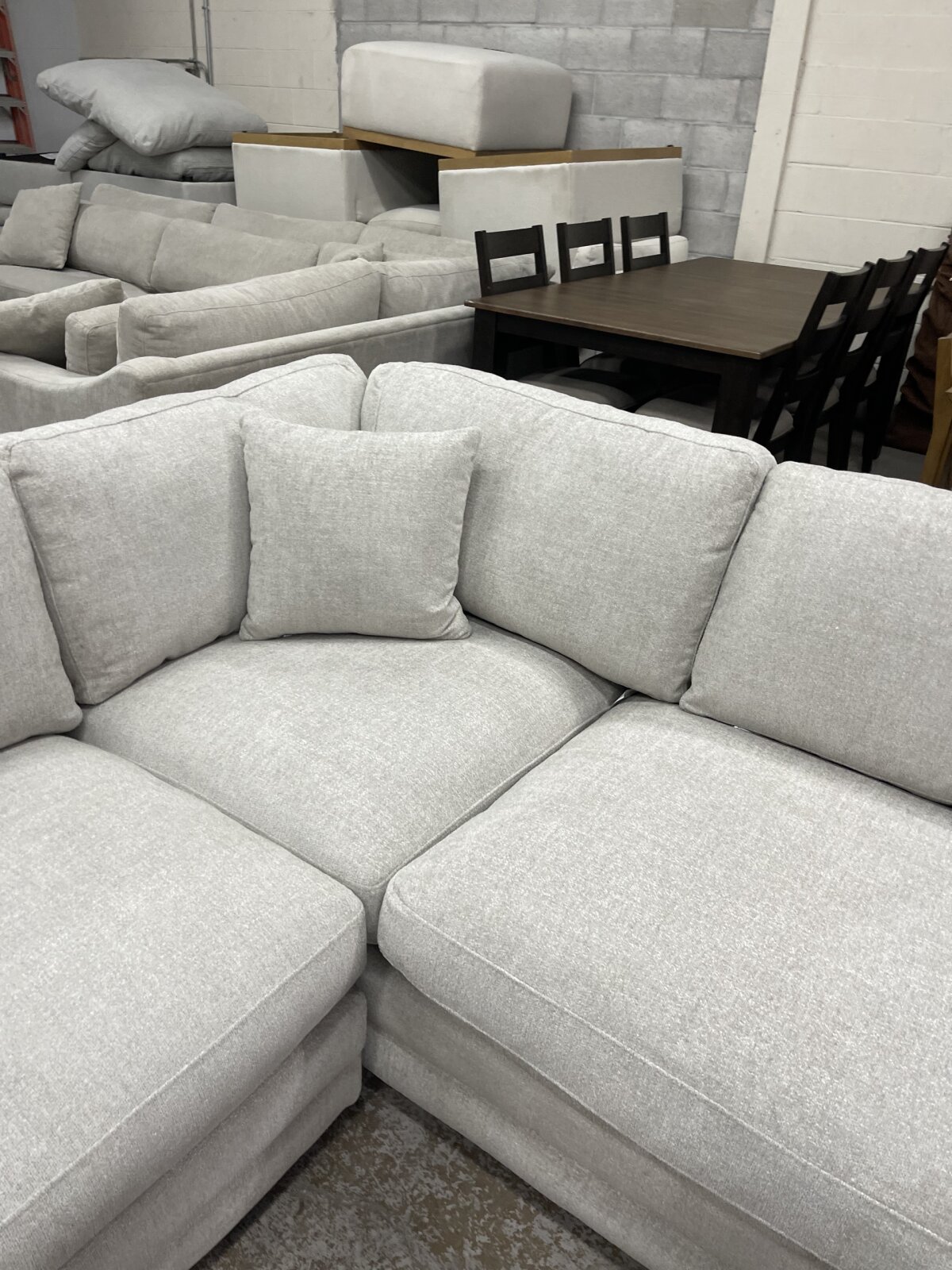Derry Fabric Sectional - Image 7