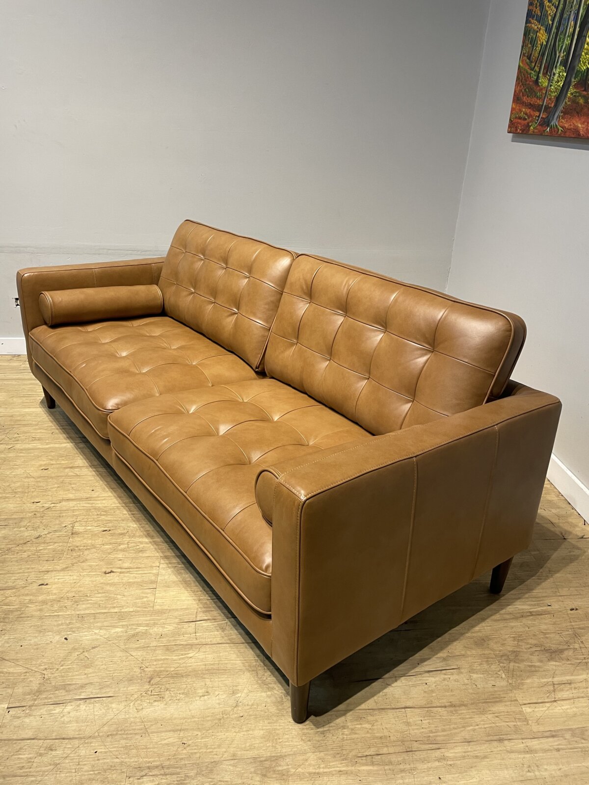Harstine Leather Sofa - Image 4