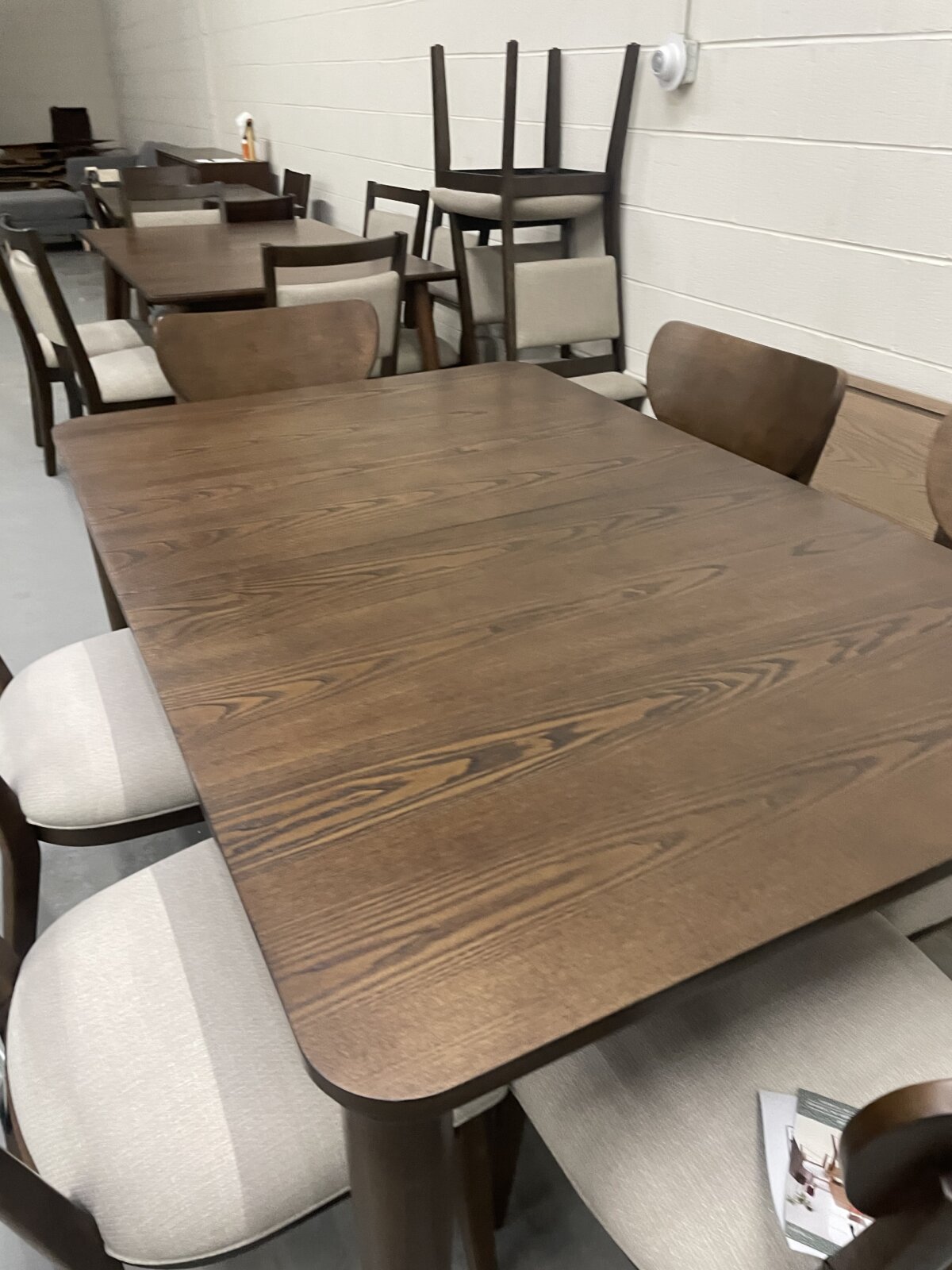 Parker 7 Piece Dining Table Set - Image 3