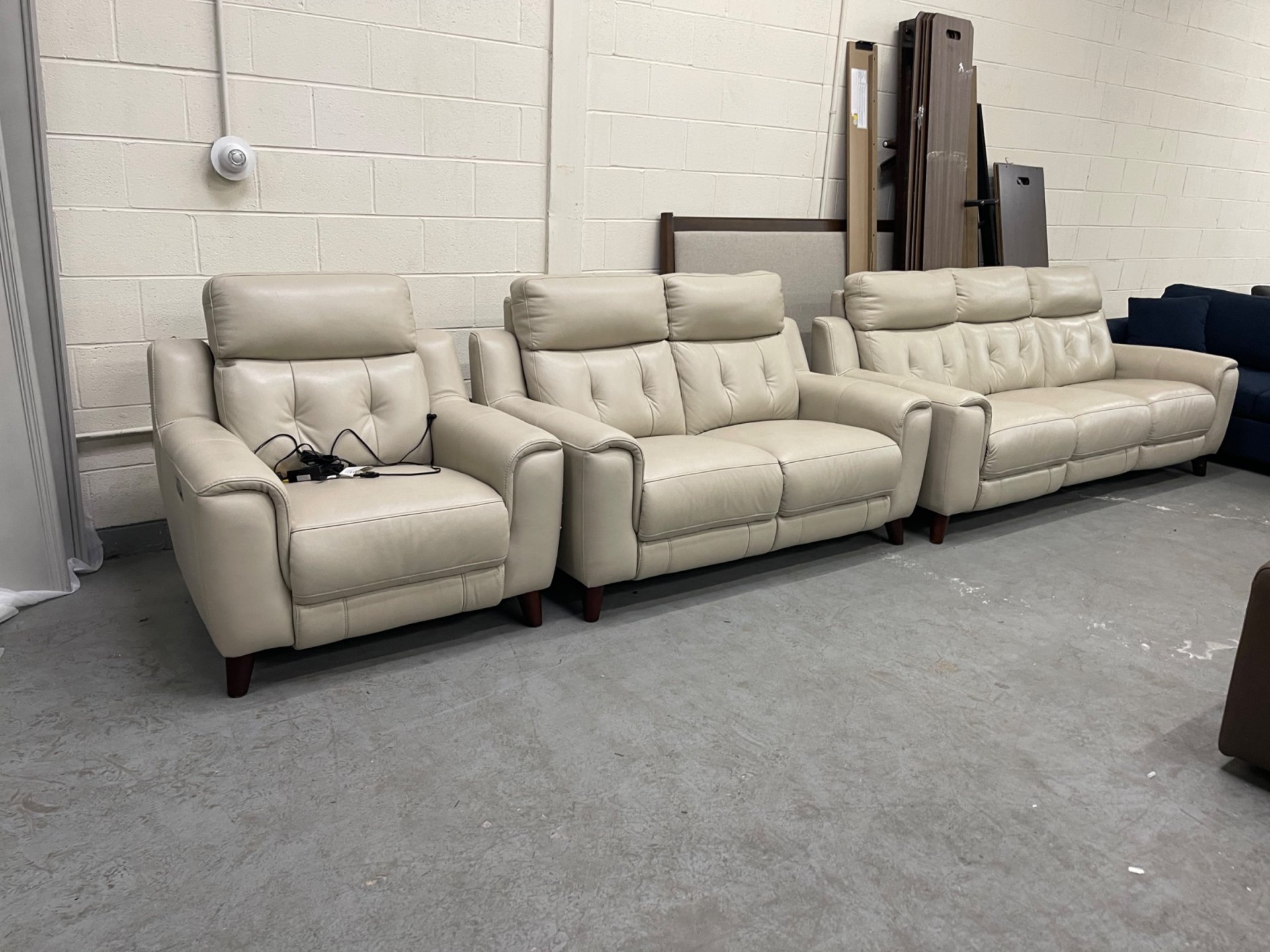 Malibu 3-piece Leather Power Reclining Set with Power Headrests - Sofa, Loveseat, Recliner