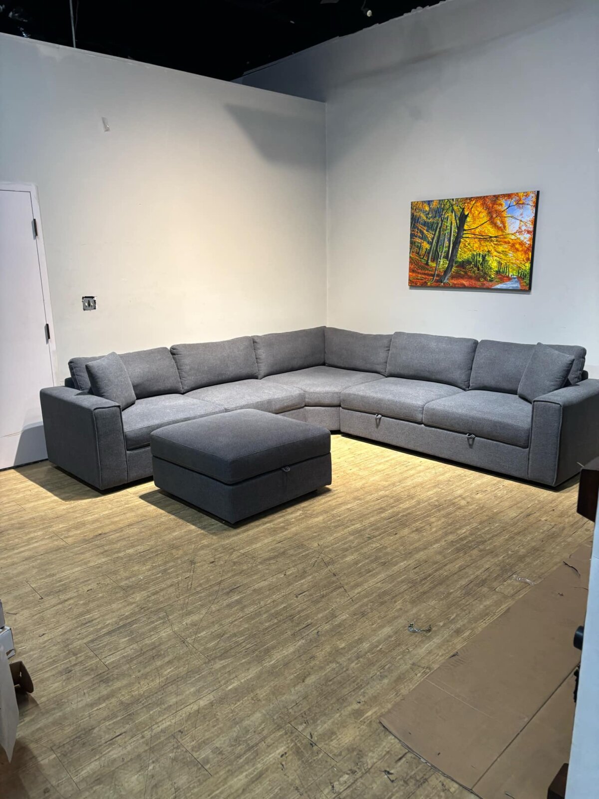 Thomasville Bryden Fabric Sectional With Storage Seats And Ottoman - Image 3