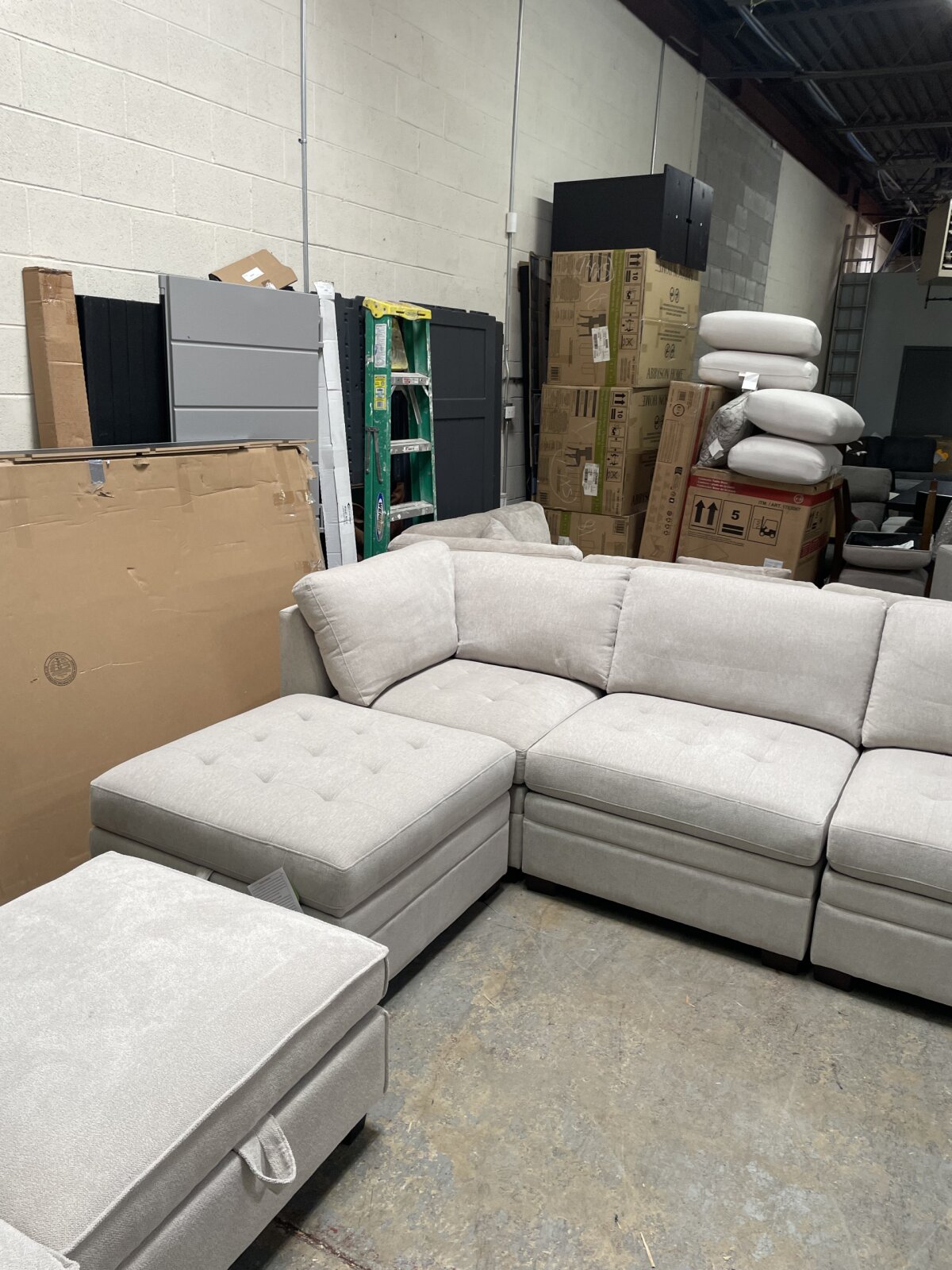 Thomasville Tisdale 6 Piece Fabric Modular Sectional With Storage Ottoman Beige - Image 5